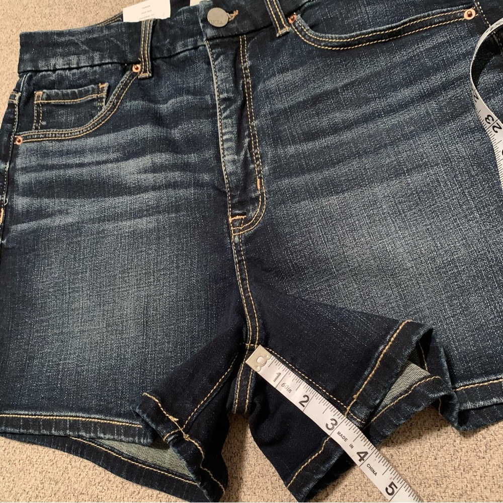 BKE Parker High Rise Blue Jean Shorts with Fitted Silhouette and Stretch - Picture 9 of 17